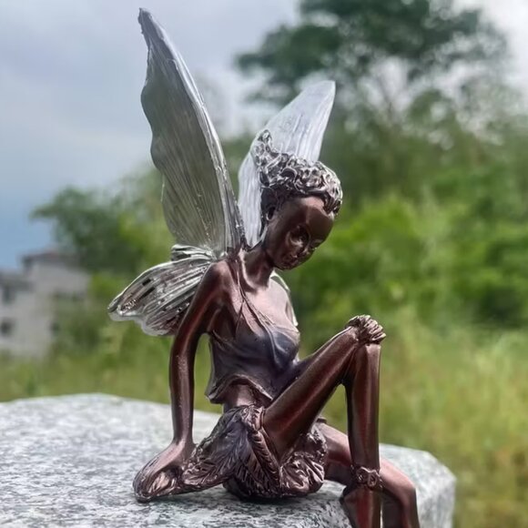 Elf Sitting Resin Figurine Silvery Wings & Curls in Her Hair Bronze *Last one* - Picture 4 of 5